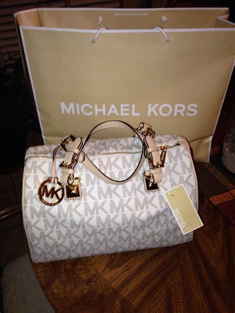 michael kors authentification|authentic Michael Kors handbags wholesale.